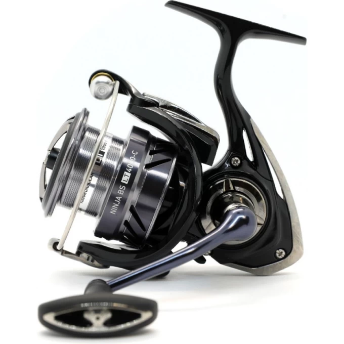 Катушка DAIWA 19 NINJA BS LT 4000-C 10004-400 Катушка DAIWA 19 NINJA BS LT 4000-C 10004-400